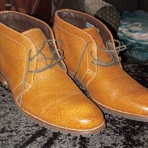 Men's Brown Leather Chukka Boots